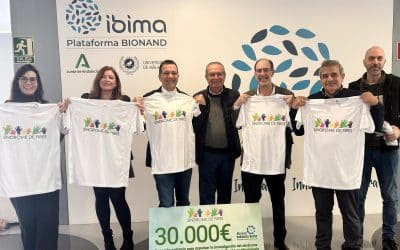 La Asociación de Afectados por el Síndrome de FIRES dona 30.000 euros para investigación en neurología de precisión