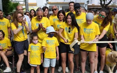 Más de mil personas caminan en Málaga para impulsar la investigación en cáncer infantil