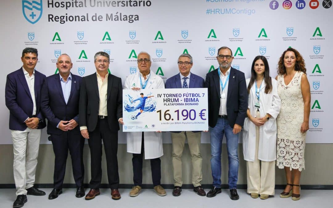 IBIMA Plataforma BIONAND recibe un cheque de 16.190 euros para investigación biomédica